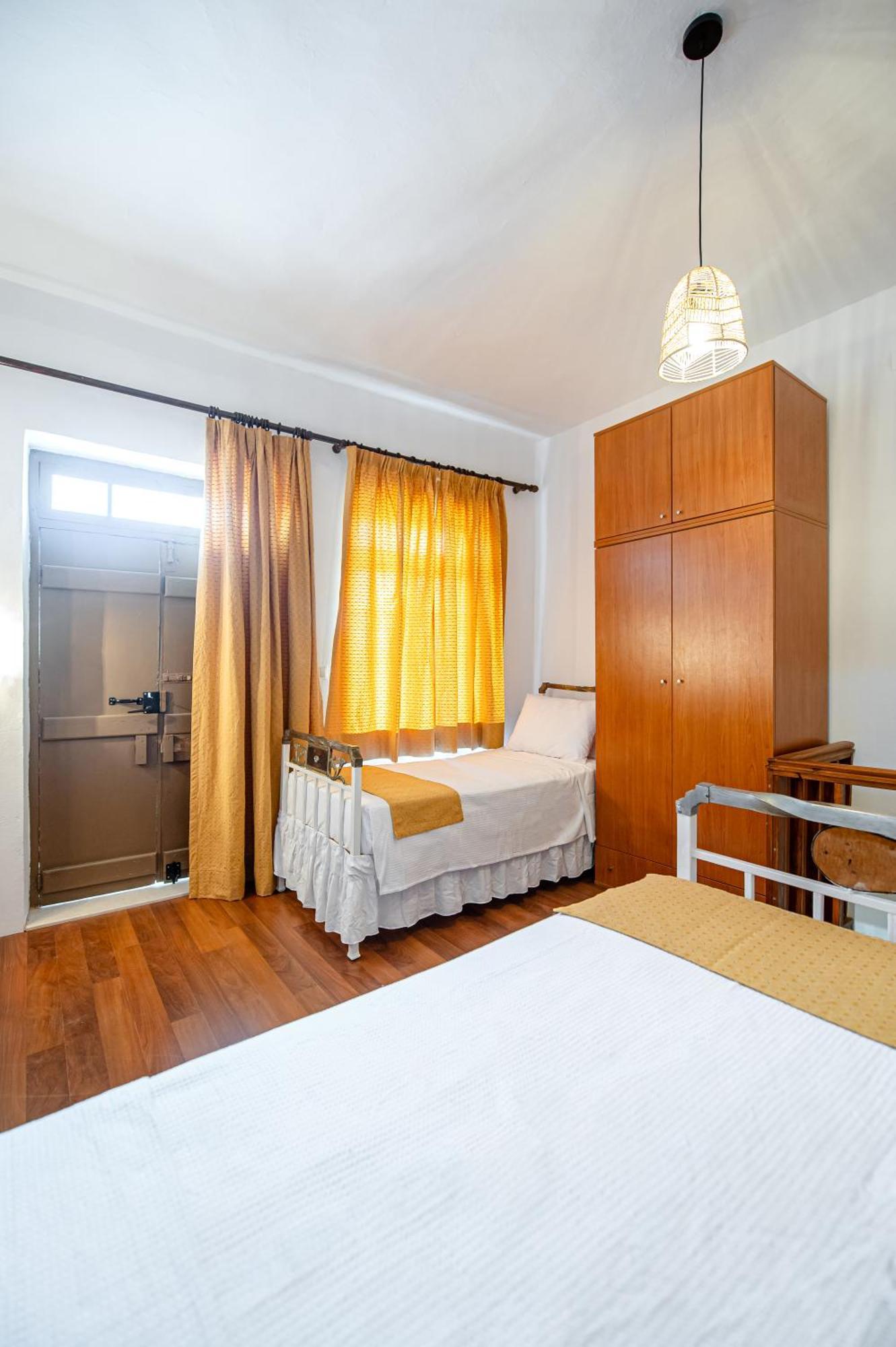 Pombia Petrino Residence מראה חיצוני תמונה
